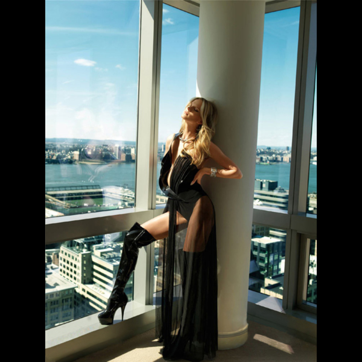 annev-fhm-10.jpg
